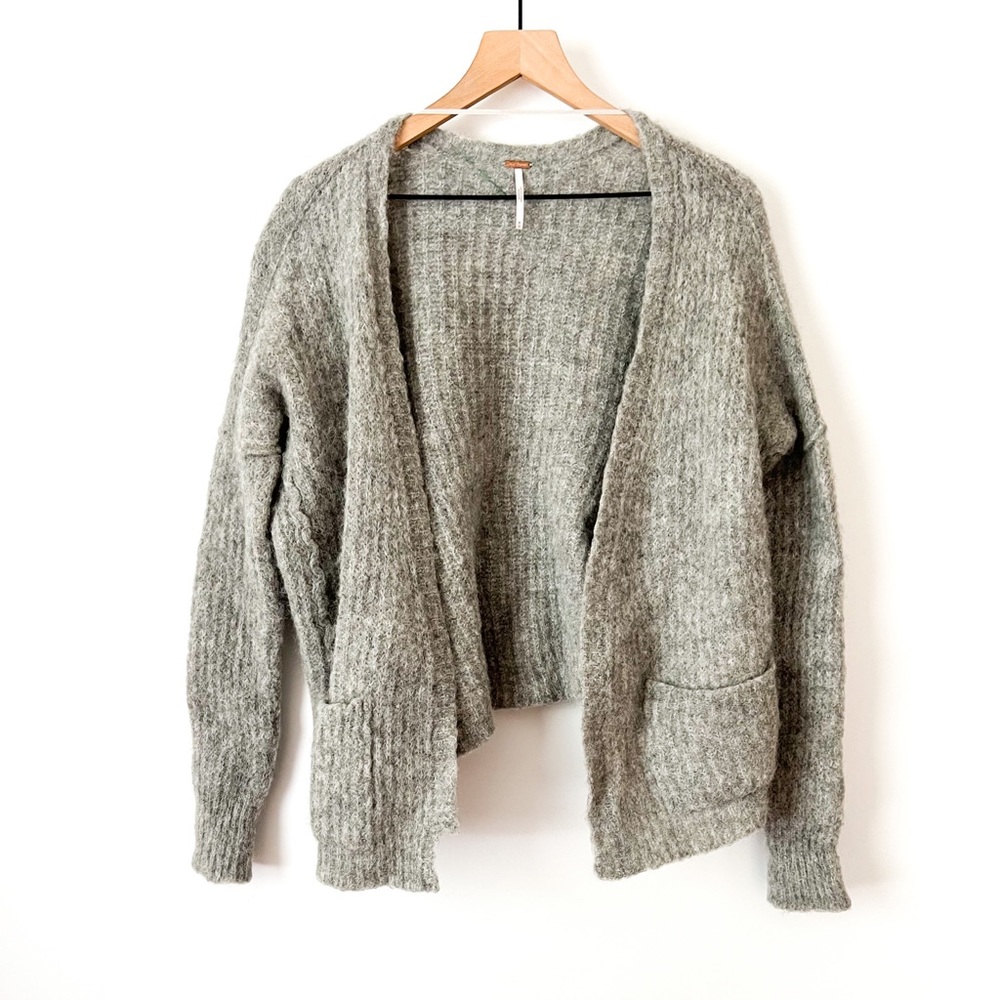 Free People Gray Cozy Wool Pockets Fall Winter Cardigan Size Medium